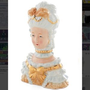 ModCloth Behead Over Heels Shaker Set